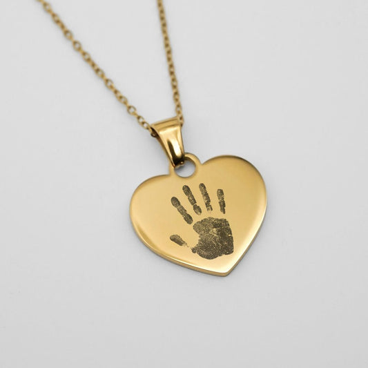 Gravierte Herz-Halskette mit Handabdruck