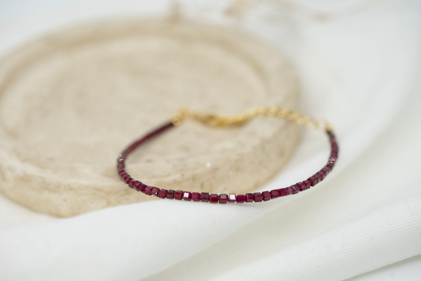 Armkettchen mit Granat| Edelstahl