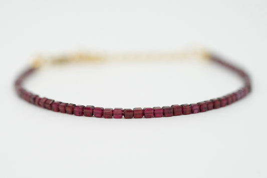 Armkettchen mit Granat| Edelstahl