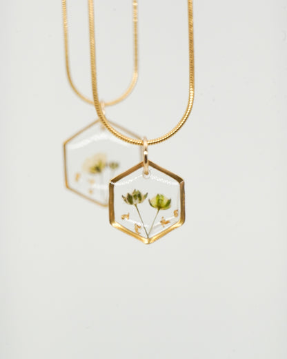 Halskette Schleierkraut transparent | Hexagon