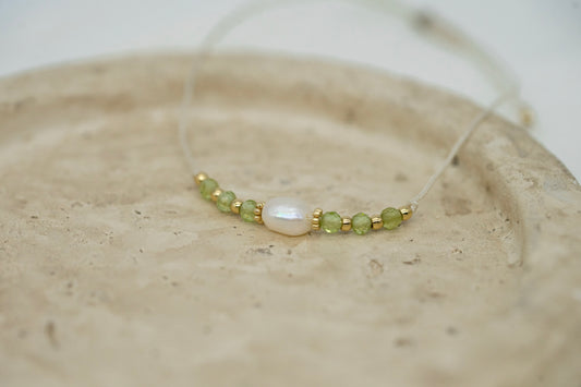 Peridot Armband mit Süßwasserperle | geknüpft