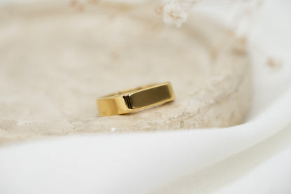 Eckiger Siegelring | mit Datum Gravur