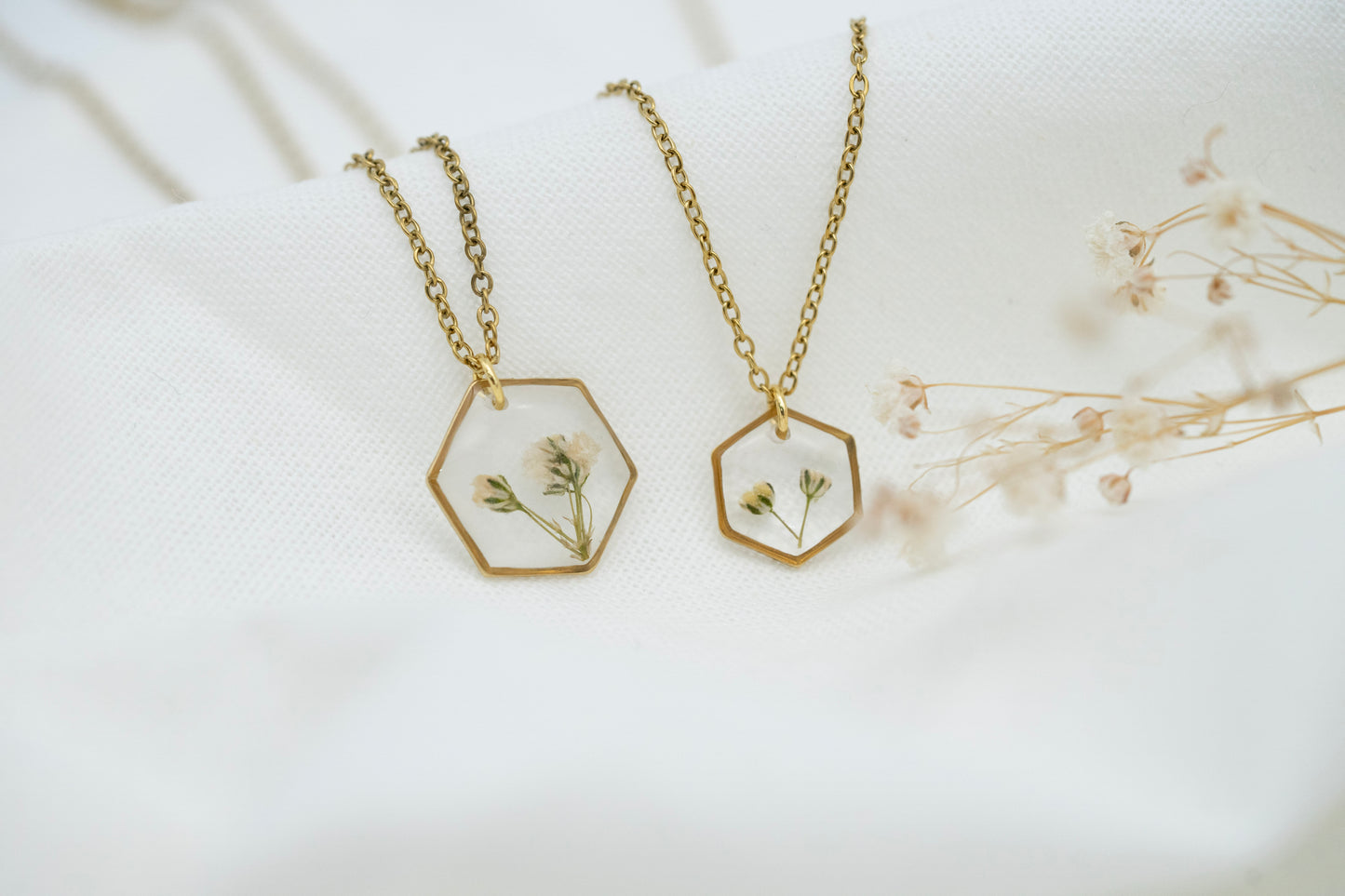 Halskette Schleierkraut transparent | Hexagon