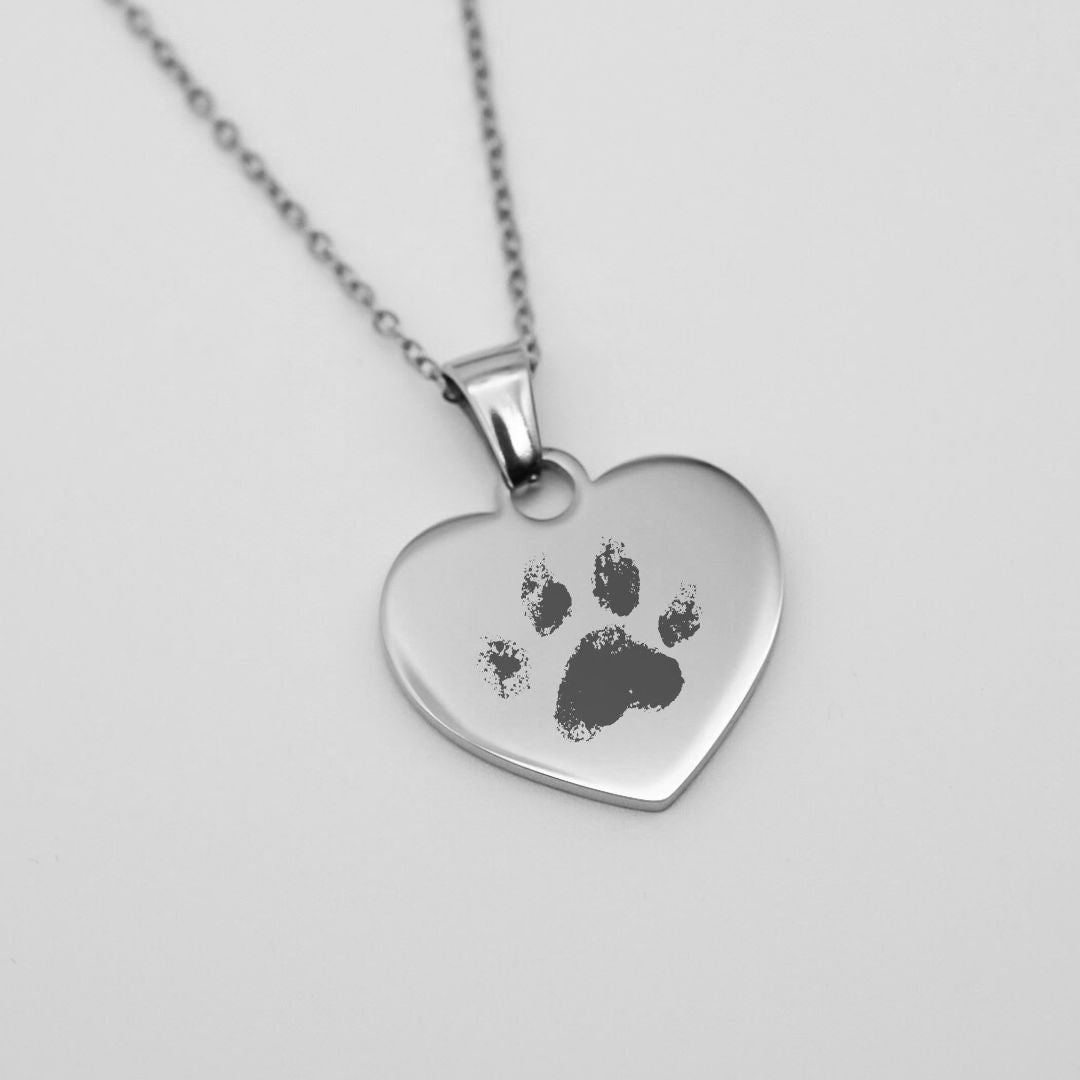Gravurkette Herz mit Pfotenabdruck - Haustier Erinnerungsschmuck